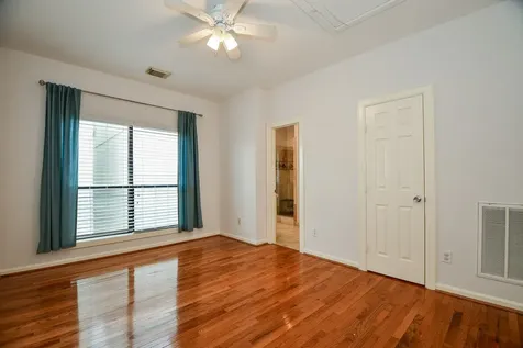 2431 Dorrington Street 2431a Houston TX 77030