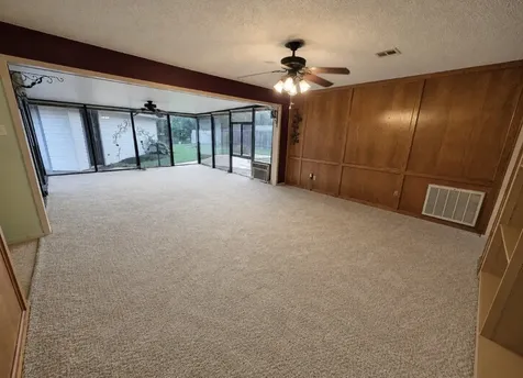 1710 Longhorn Avenue Bay City TX 77414