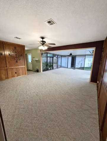 1710 Longhorn Avenue Bay City TX 77414