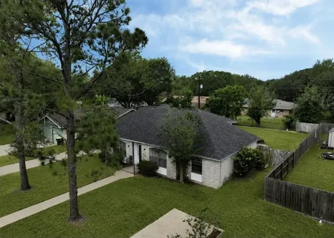 1710 Longhorn Avenue Bay City TX 77414
