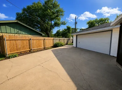 1710 Longhorn Avenue Bay City TX 77414