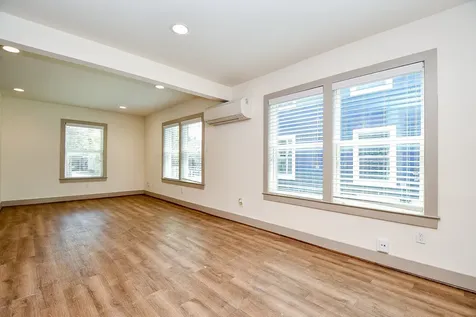 1011 Enid Street 2 Houston TX 77009
