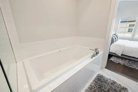 2711 Stelter Place Houston TX 77007