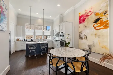 2711 Stelter Place Houston TX 77007