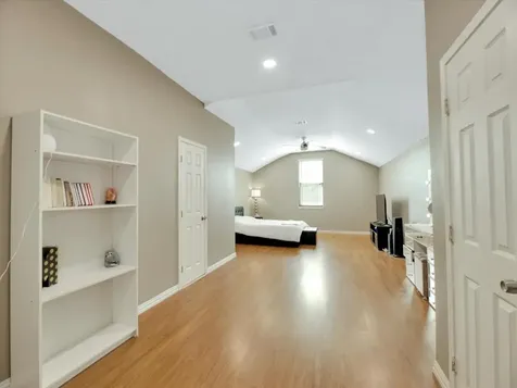 7042 River Garden Drive Houston TX 77095
