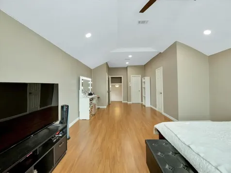 7042 River Garden Drive Houston TX 77095