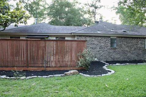 9 Willowherb Court The Woodlands TX 77380