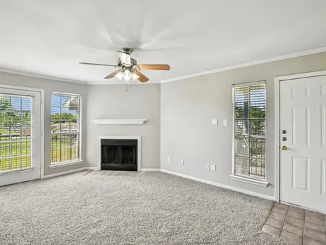 4211 Clay Hill Drive 1214 Houston TX 77084