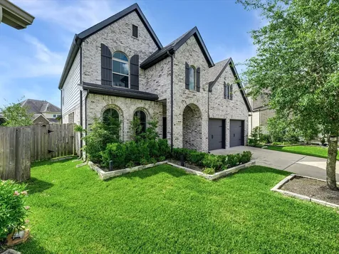 3732 Windsong Park Court Court NE Pearland TX 77584
