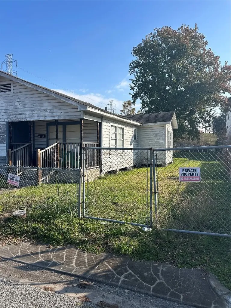 3506 Hinton Boulevard Houston TX 77022