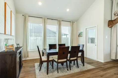 303 Twin Lakes Boulevard W West Columbia TX 77486