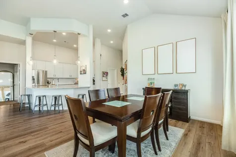 303 Twin Lakes Boulevard W West Columbia TX 77486