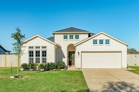 303 Twin Lakes Boulevard W West Columbia TX 77486