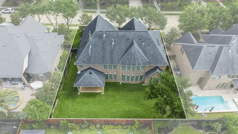 28003 Iberville Glen Drive Katy TX 77494