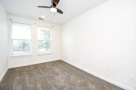 6828 Liverpool Street Houston TX 77021