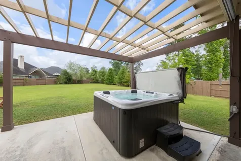 10235 S Goshawk Trail Conroe TX 77385