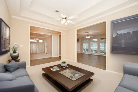 18 Crest Gate Houston TX 77082