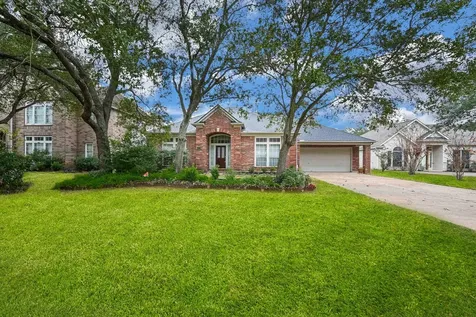 18 Crest Gate Houston TX 77082