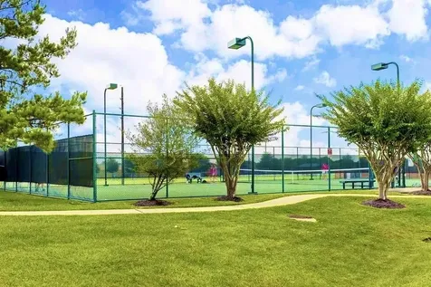 18 Crest Gate Houston TX 77082