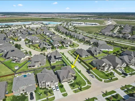 12702 Playa Cove Lane Texas City TX 77568