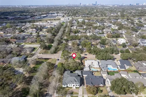 5347 Rutherglenn Drive Houston TX 77096