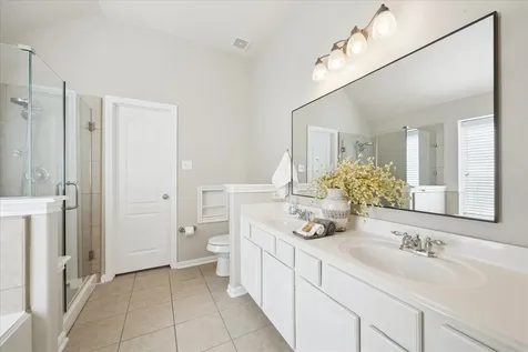 1909 Lazy Hollow Lane Pearland TX 77581