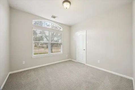 1909 Lazy Hollow Lane Pearland TX 77581