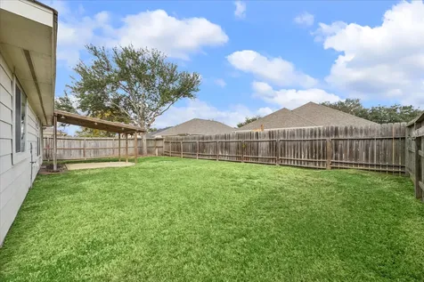1909 Lazy Hollow Lane Pearland TX 77581