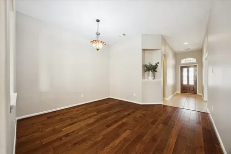 1909 Lazy Hollow Lane Pearland TX 77581