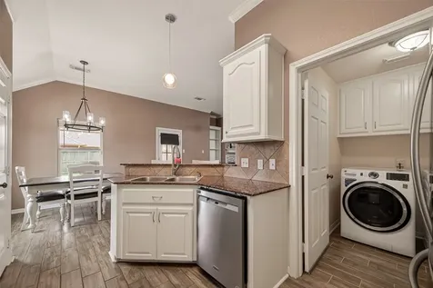 11803 Old Spanish Trail Santa Fe TX 77510