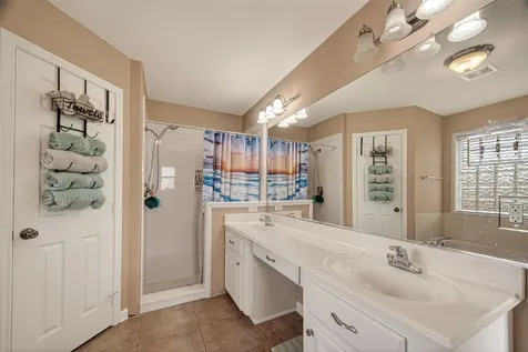 11803 Old Spanish Trail Santa Fe TX 77510
