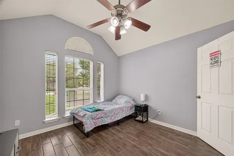 11803 Old Spanish Trail Santa Fe TX 77510