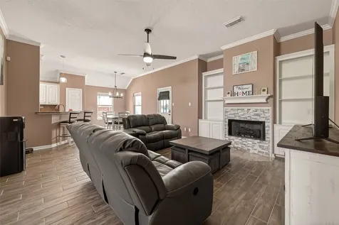 11803 Old Spanish Trail Santa Fe TX 77510