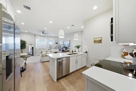 5929 Haring Lane Houston TX 77091