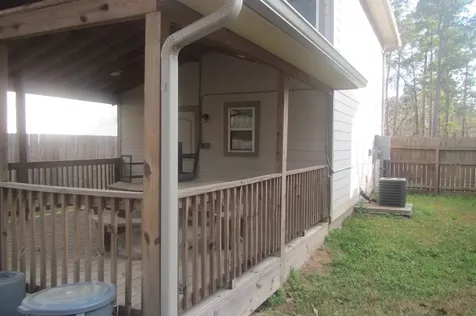 28612 Netawaka Huntsville TX 77320