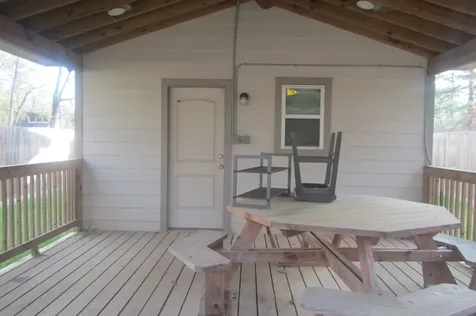 28612 Netawaka Huntsville TX 77320