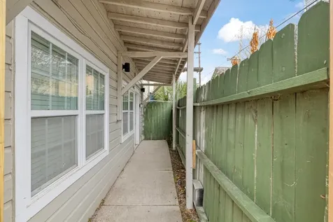 1217 Market Street Galveston TX 77550