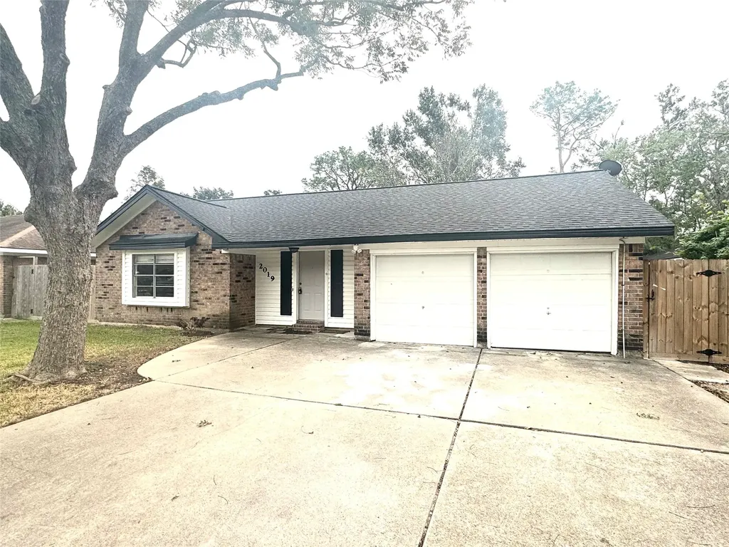 2019 Redwood Street Kemah TX 77565