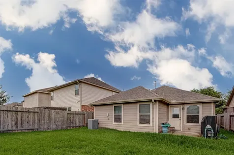 3037 Hawthorne Glen Lane Dickinson TX 77539
