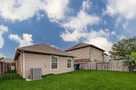 3037 Hawthorne Glen Lane Dickinson TX 77539