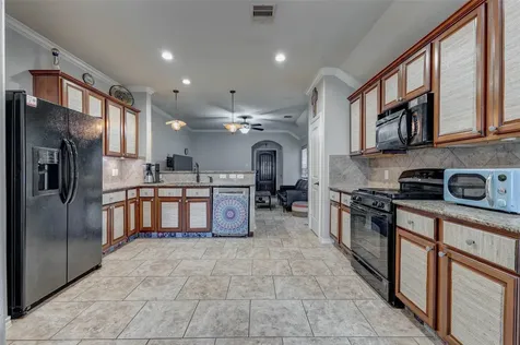 3037 Hawthorne Glen Lane Dickinson TX 77539