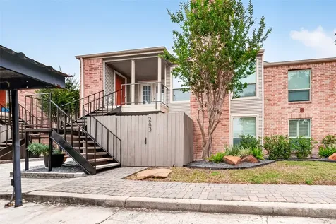 3700 W Clay Street 244 Houston TX 77019