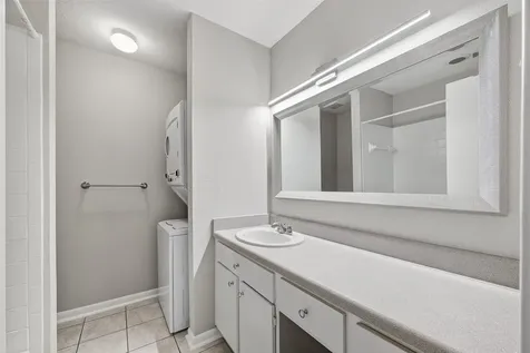 3700 W Clay Street 244 Houston TX 77019