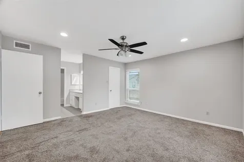 3700 W Clay Street 244 Houston TX 77019