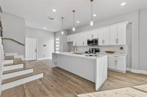 4117 Yale Street Houston TX 77018