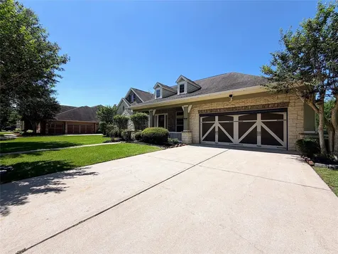 5119 Water Oak Crescent Fulshear TX 77441