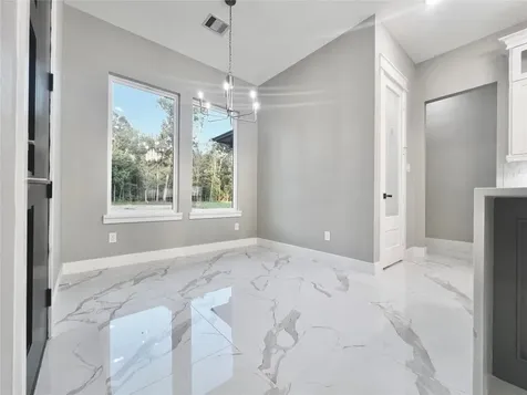 1156 Spanish Drive Dayton TX 77535