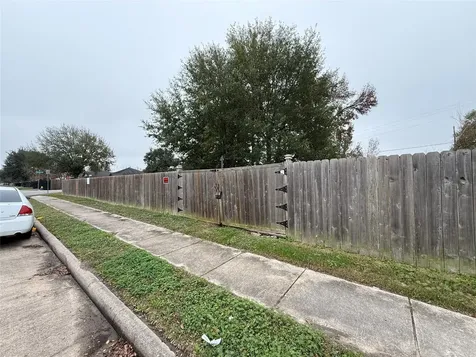 3003 Vega Street Houston TX 77088