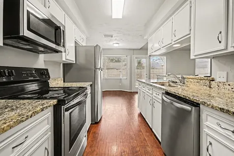 15727 Blackhawk Boulevard Friendswood TX 77546