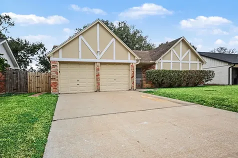 15727 Blackhawk Boulevard Friendswood TX 77546